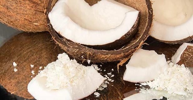 Sağlıklı bir hayat isteyenler şifayı doğada buluyor. Hindistan cevizi yağı